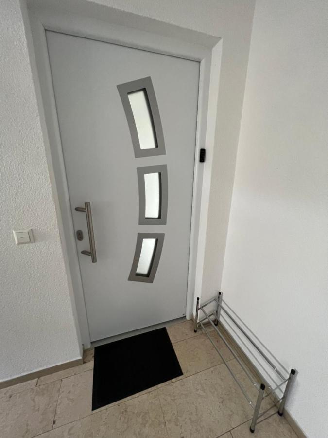 Wunderschoene Unterkunft Mit Terrasse - 24H7T Checkin Karlsruhe Eksteriør bilde
